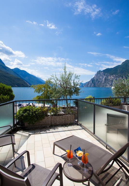Hotel Lido Blu - Surf&Bike Torbole Sul Garda Exterior foto