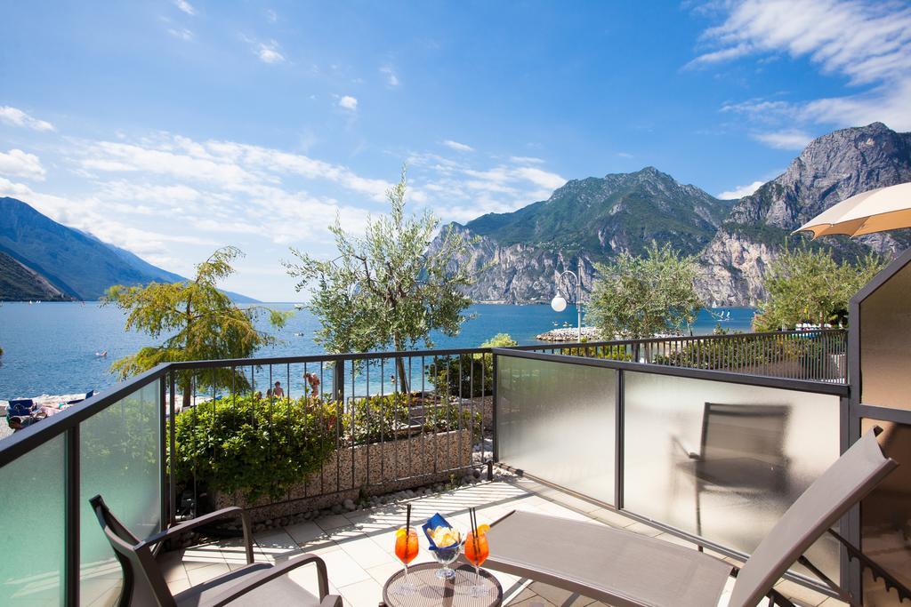 Hotel Lido Blu - Surf&Bike Torbole Sul Garda Exterior foto