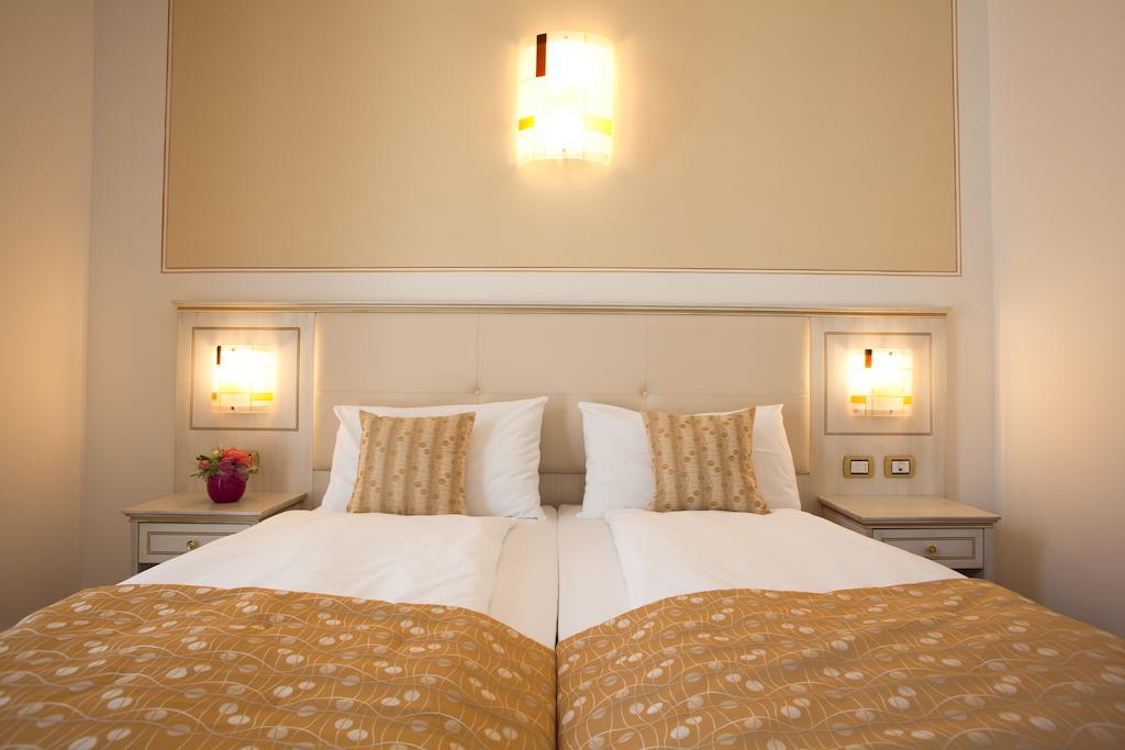Hotel Lido Blu - Surf&Bike Torbole Sul Garda Exterior foto